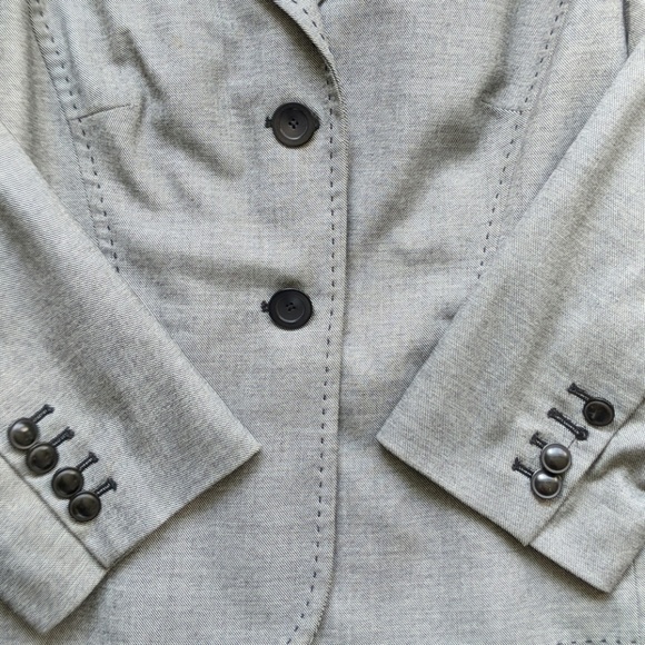 Ann Taylor Jacket Size 2 - Picture 4 of 8